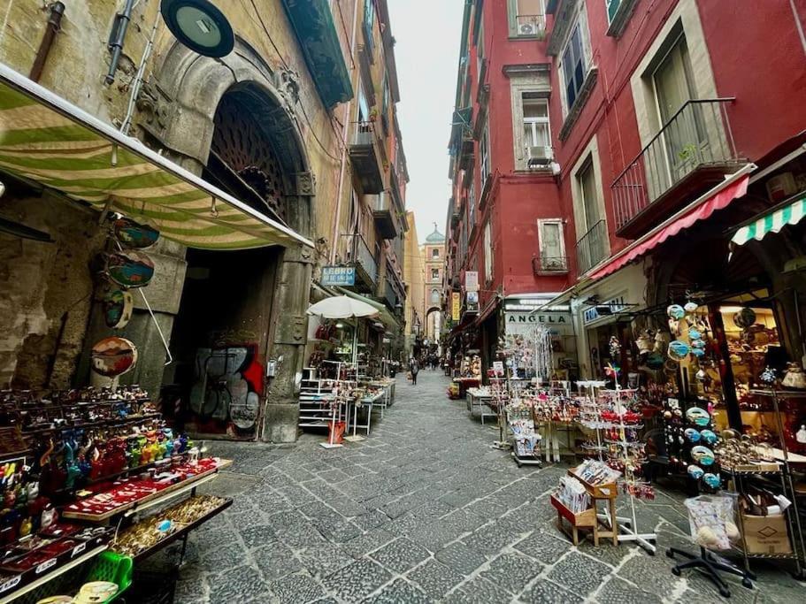 Appartement Casa San Gregorio Armeno à Naples Extérieur photo